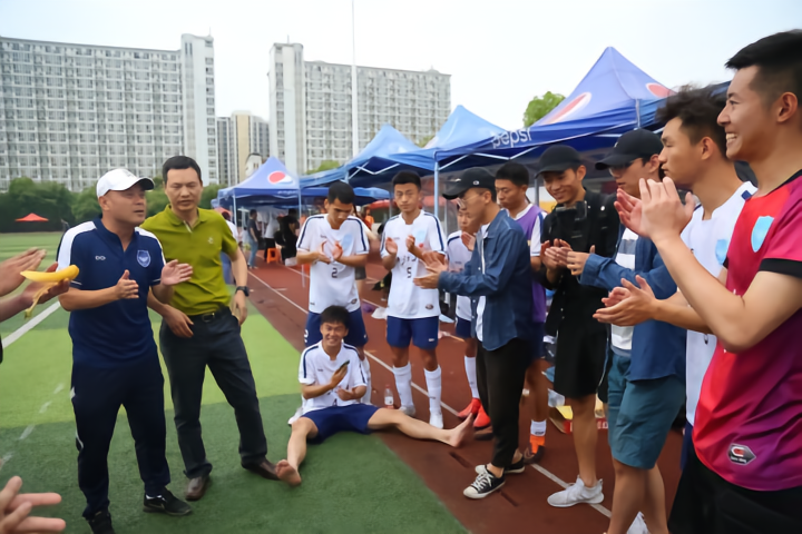 浙江足球队_浙江大学CC98杯_浙江大学足球协会